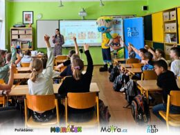 028_mojracek_do_skol